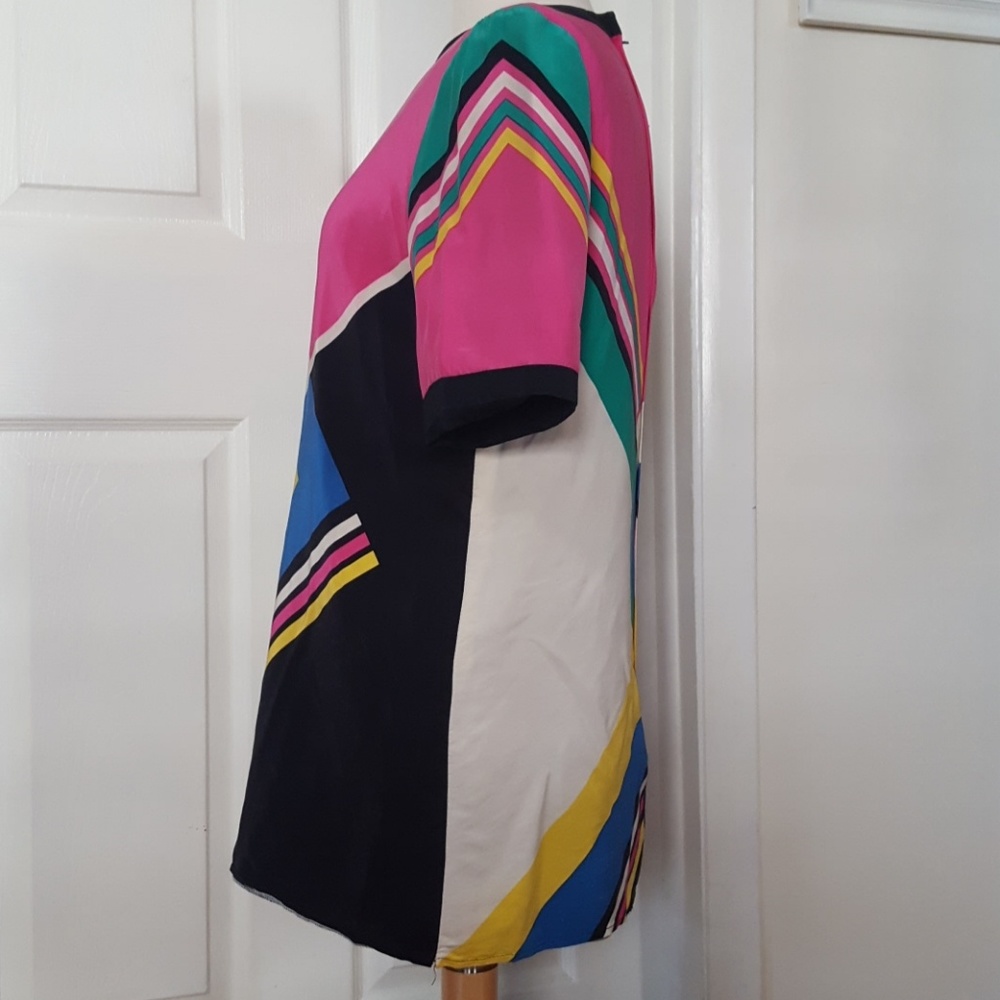 📼Vintage 80's T shirt style mini dress - Picture 3 of 8